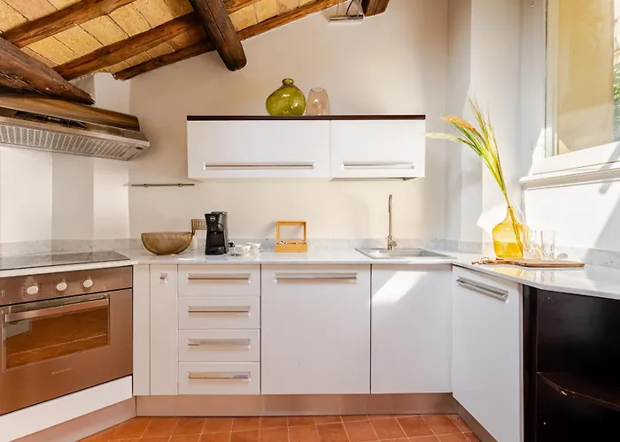 Giulia Penthouse - 5 Min Piazza Navona Apartment