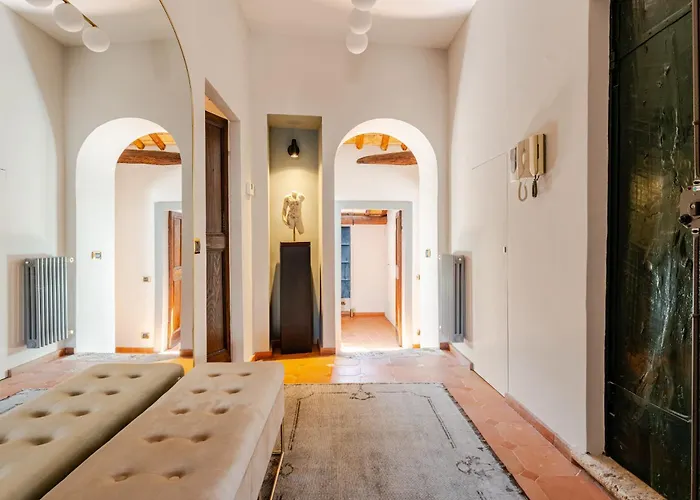 Apartment Giulia Penthouse - 5 Min Piazza Navona